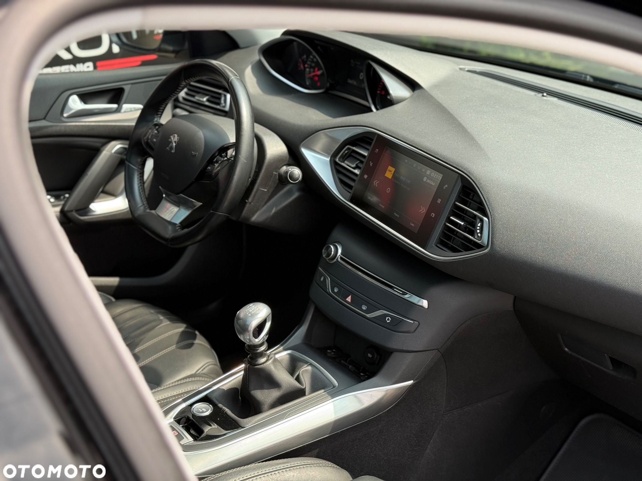 Peugeot 308 SW BlueHDi 150 Stop & Start Niveau 2 Business-Line - 36