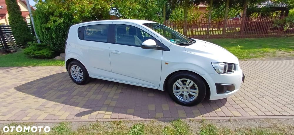 Chevrolet Aveo 1.4 LTZ - 2