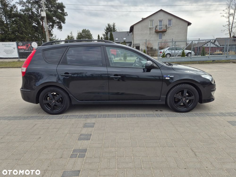 Hyundai i30 1.4 Blue Comfort - 4