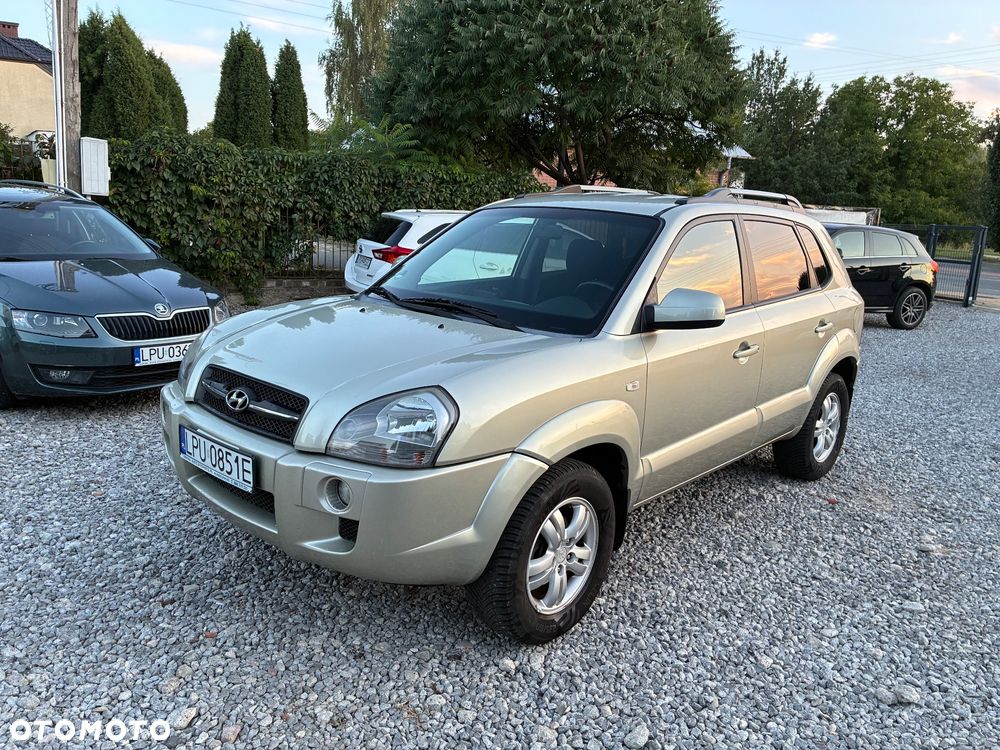 Hyundai Tucson 2.0 2WD GLS Navi - 3