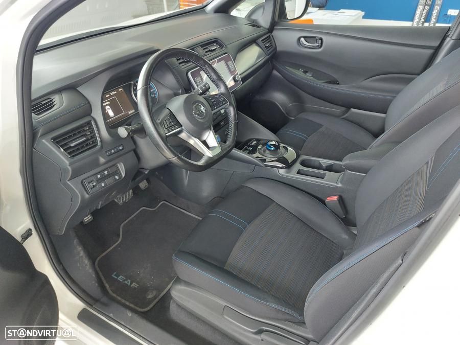 Nissan Leaf N-Connecta - 10