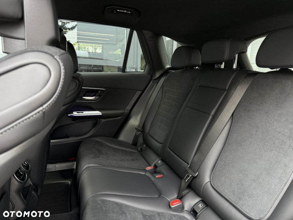 Mercedes-Benz GLC - 6