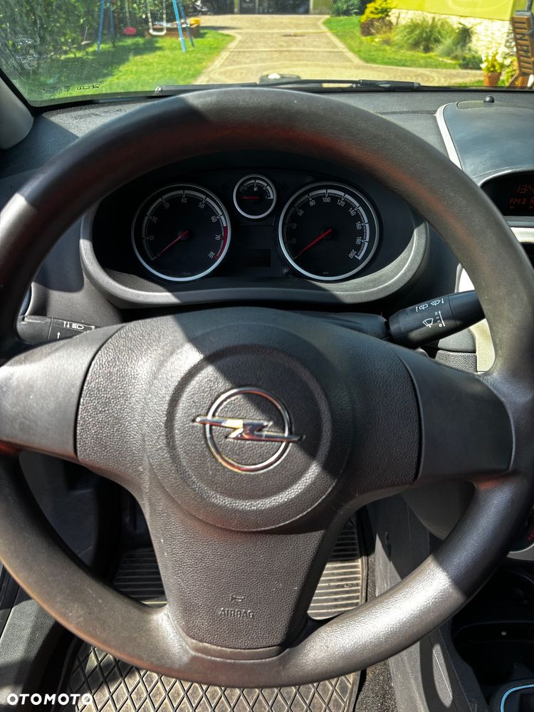 Opel Corsa 1.2 16V Enjoy - 9