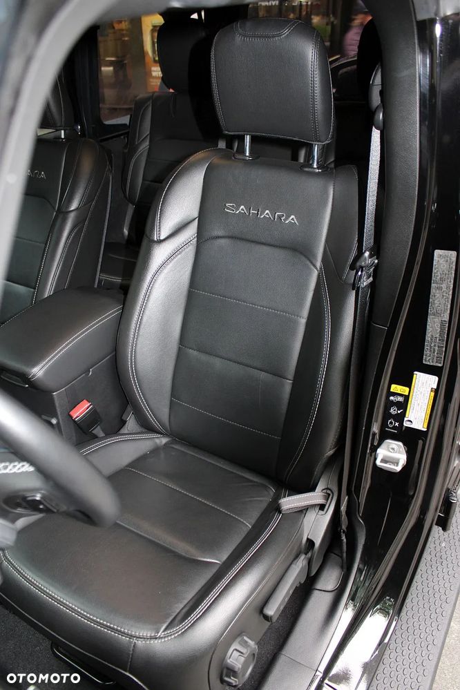 Jeep Wrangler Unlimited 2.0 4xe Plug-In Hybrid Softtop Sahara - 13