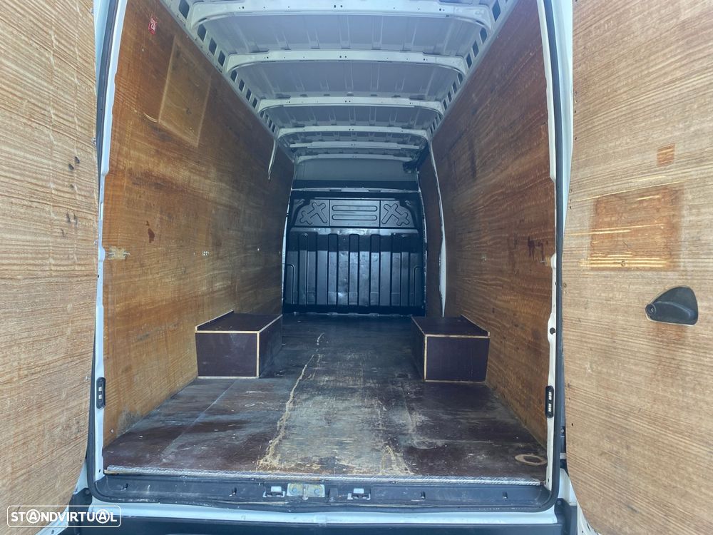 Iveco Daily 3.0 35C21HV - 11