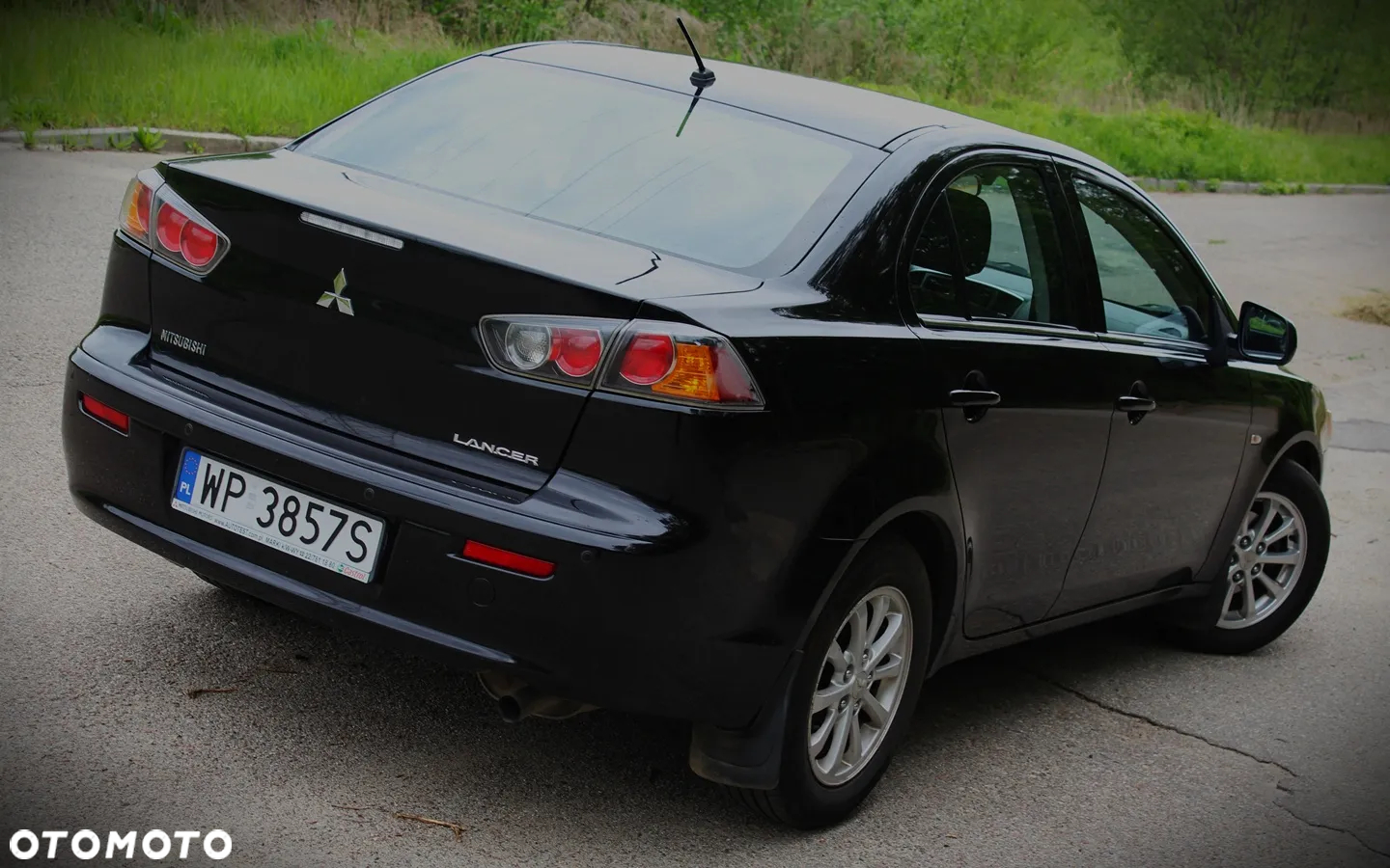 Mitsubishi Lancer 1.6 Intense - 10