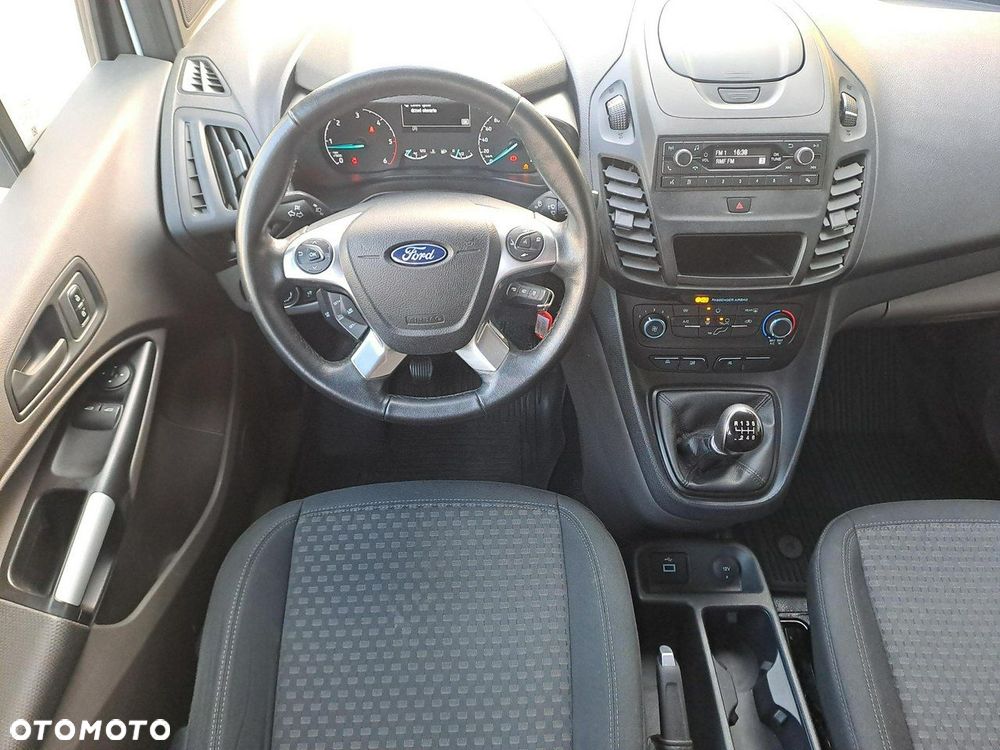 Ford Transit Connect - 11