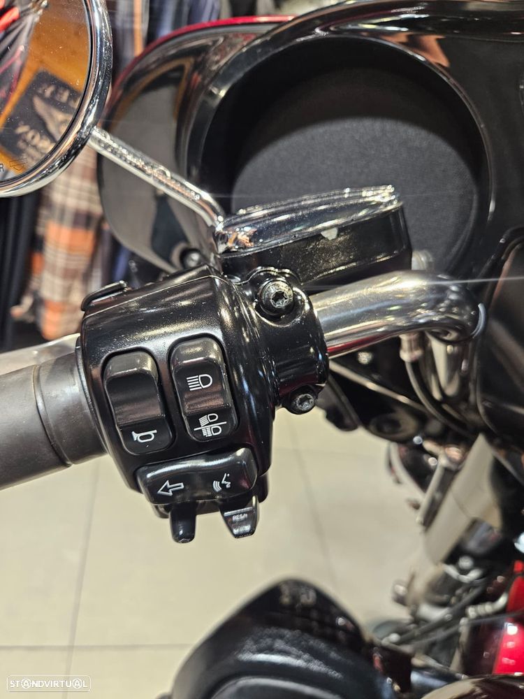 Harley-Davidson Ultra Limited - 11