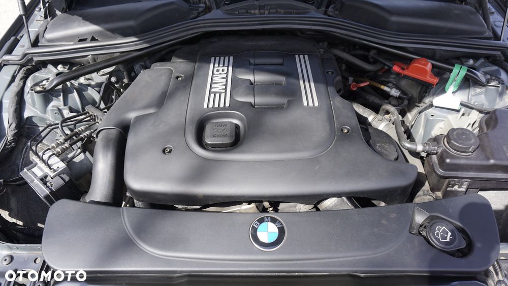 BMW Seria 5 520d - 10