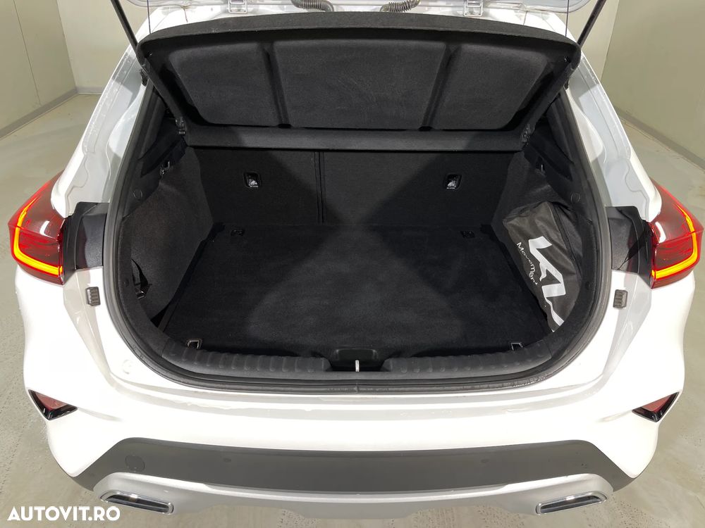 Kia XCeed 1.5 T-GDI 7DCT City+ - 13
