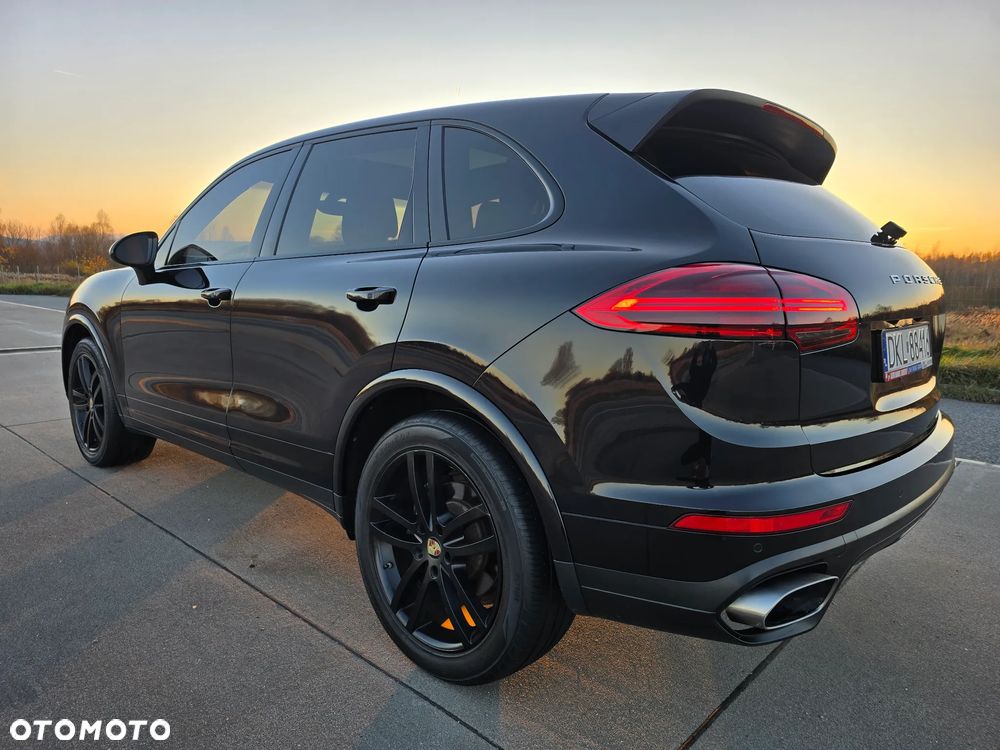 Porsche Cayenne - 15