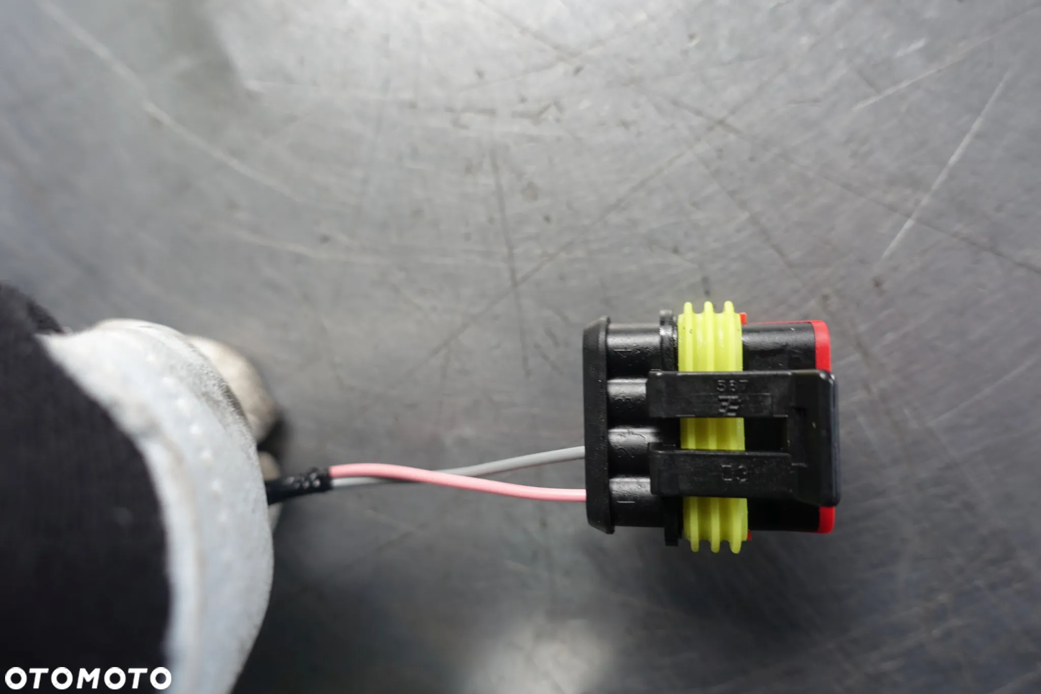 LUSTERKO LEWE IVECO DAILY IV 14r- 2+5 PIN 7PIN - 9