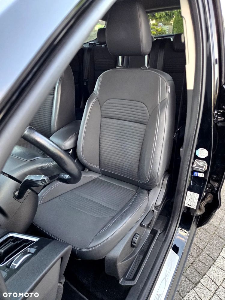 Ford Kuga 1.5 EcoBoost 2x4 SYNC - 16