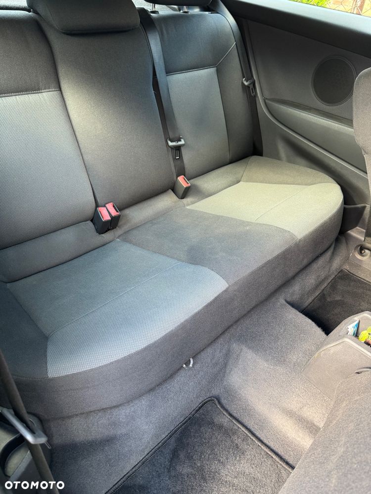 Opel Astra 1.6 Sport - 11