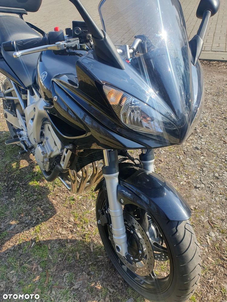 Yamaha FZ6 - 3