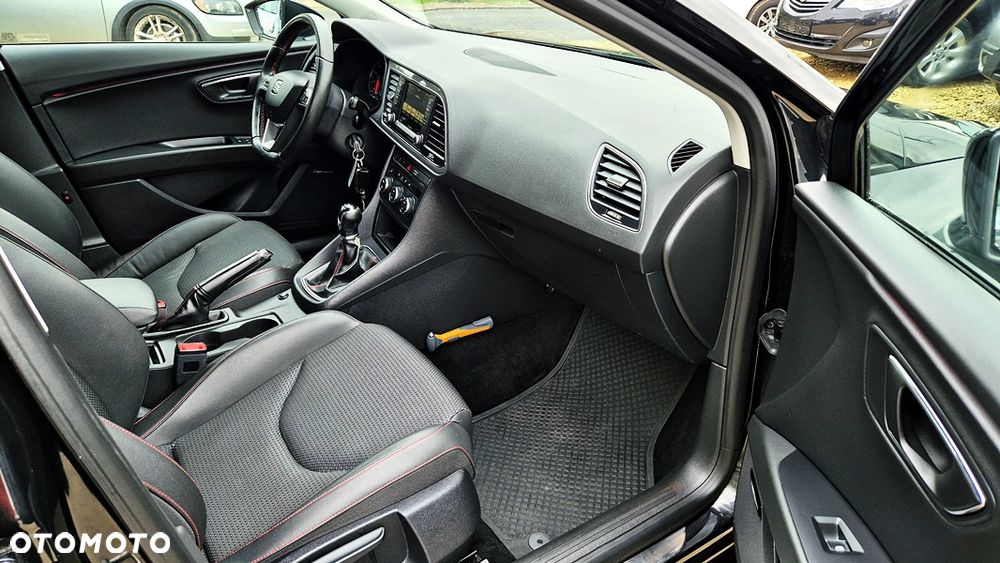 Seat Leon 1.4 EcoTSI FR Black S&S - 35