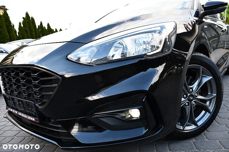 Ford Focus 1.5 EcoBlue Start-Stopp-System ST-LINE X - 31