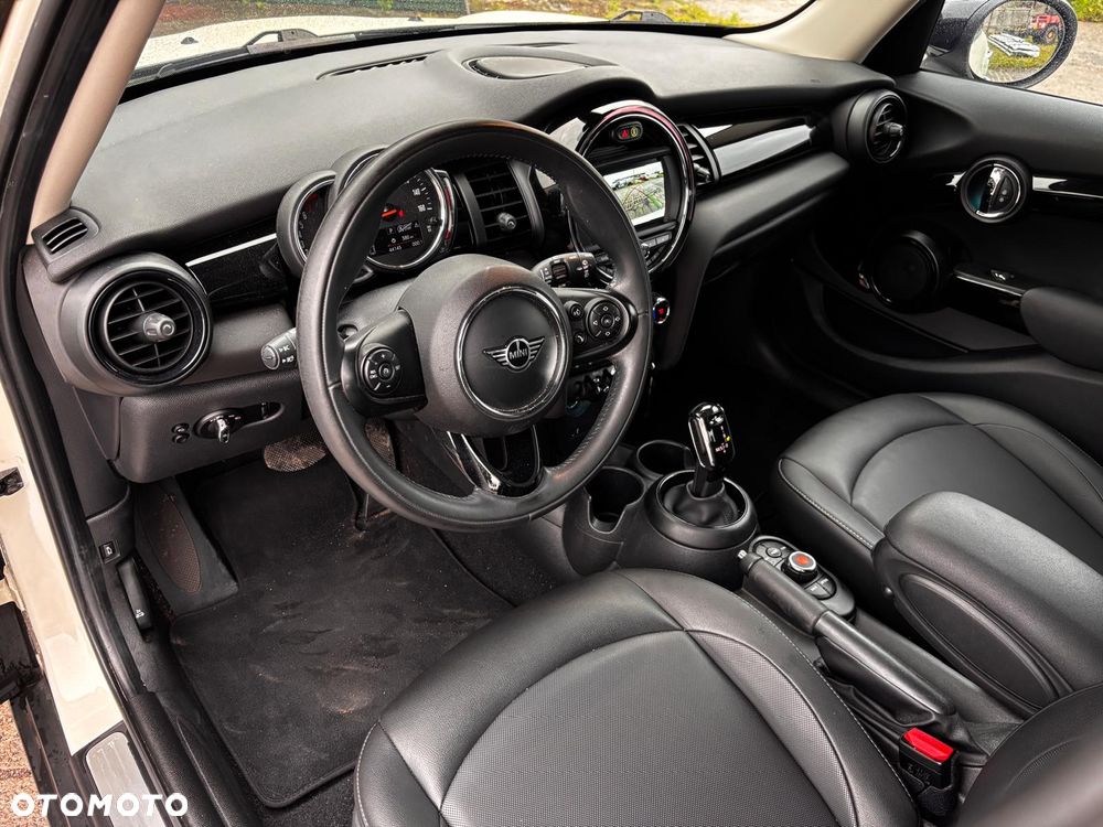 MINI Cooper Classic Trim - 11