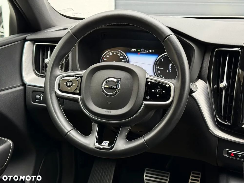 Volvo XC 60 D4 SCR R-Design - 23