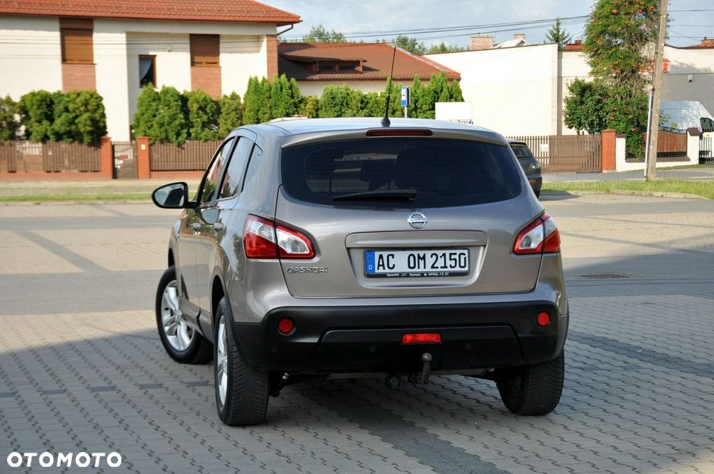 Nissan Qashqai - 15