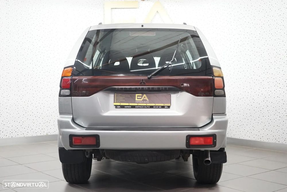 Mitsubishi Pajero Sport - 5
