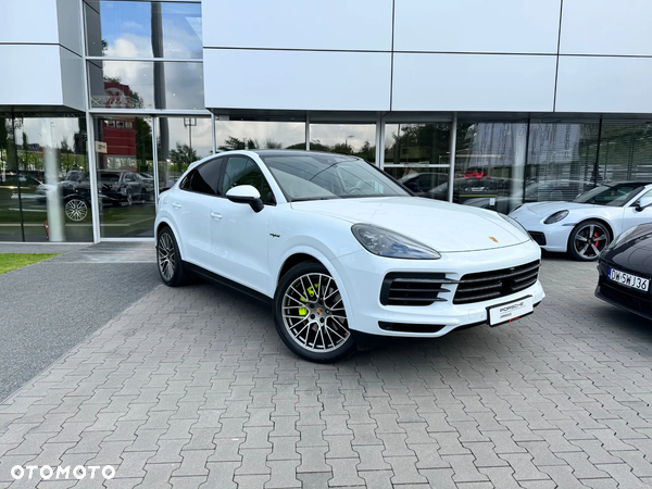 Porsche Cayenne Coupe E-Hybrid Platinum Edition