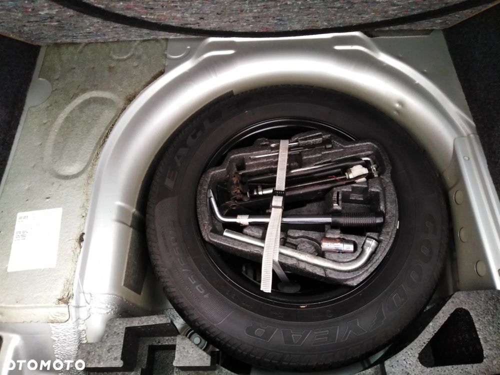 Skoda Octavia 2.0 Combi Ambiente 4x4 - 28