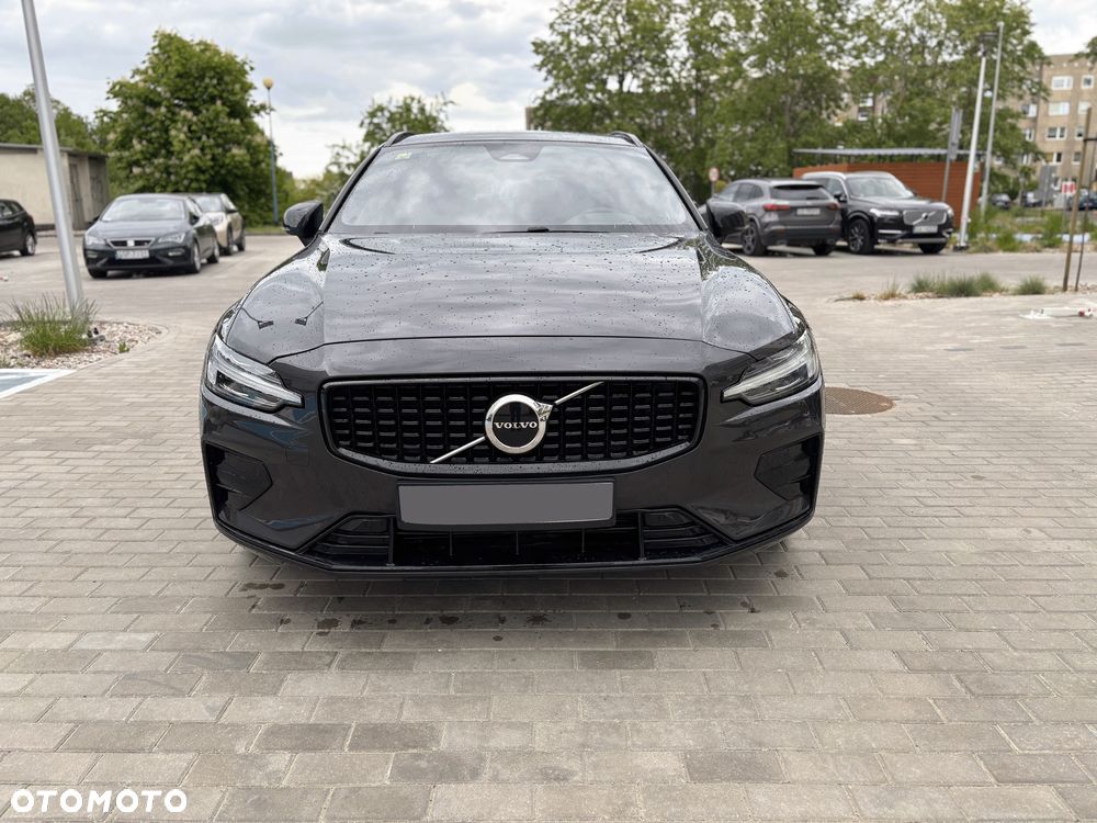 Volvo V60 B4 B DKG Plus Dark - 2