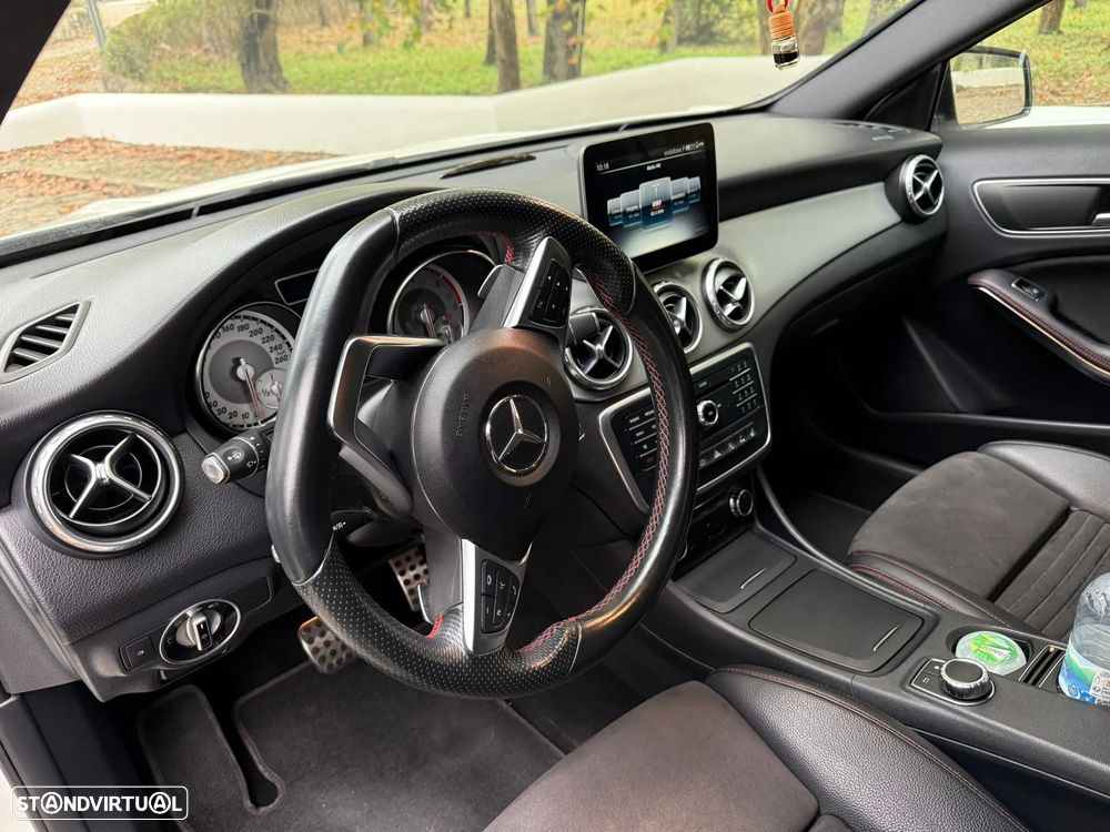 Mercedes-Benz GLA 200 (CDI) d 7G-DCT AMG Line - 10