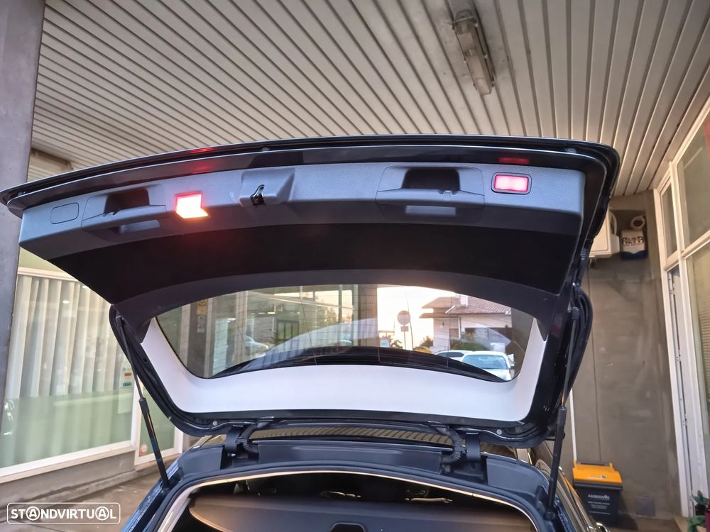 Mercedes-Benz E 300 de 9G-TRONIC Avantgarde - 22