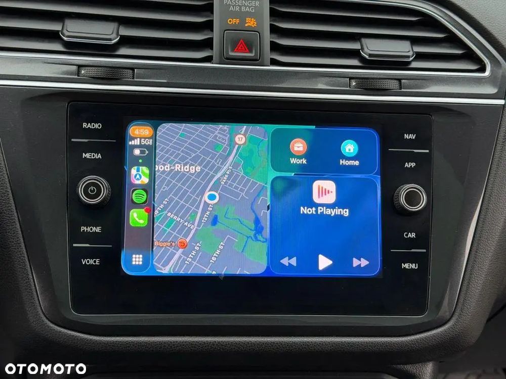 Volkswagen Tiguan - 18