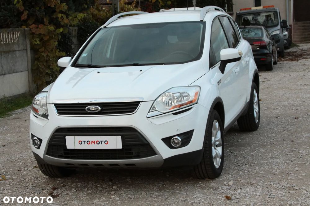 Ford Kuga 2.0 TDCi 2x4 Titanium - 5