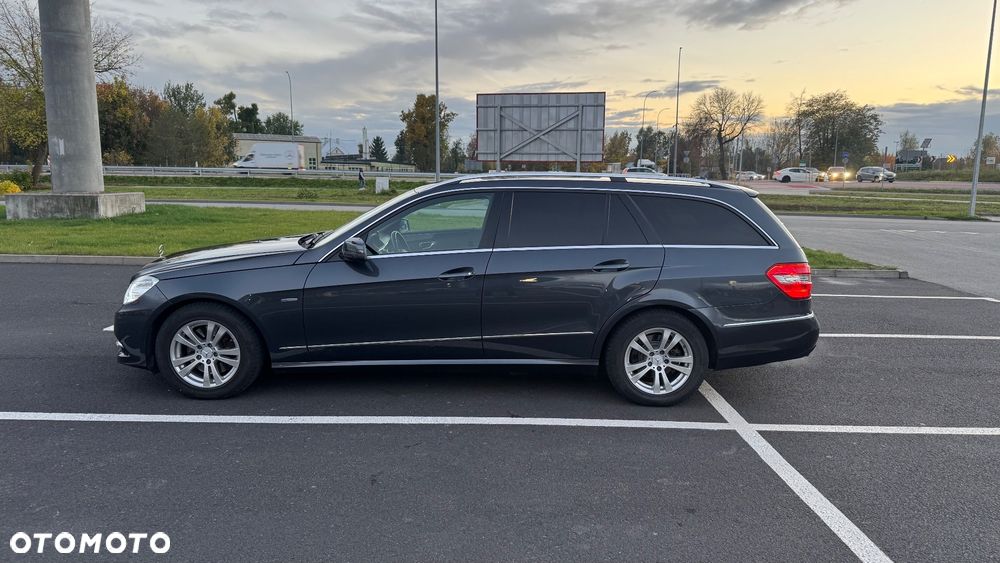 Mercedes-Benz Klasa E 250 CGI BlueEff Avantgarde - 6