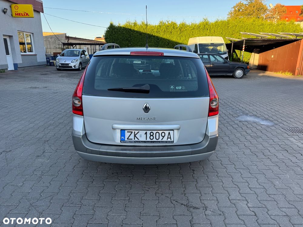 Renault Megane 1.6 Confort Dynamique - 4