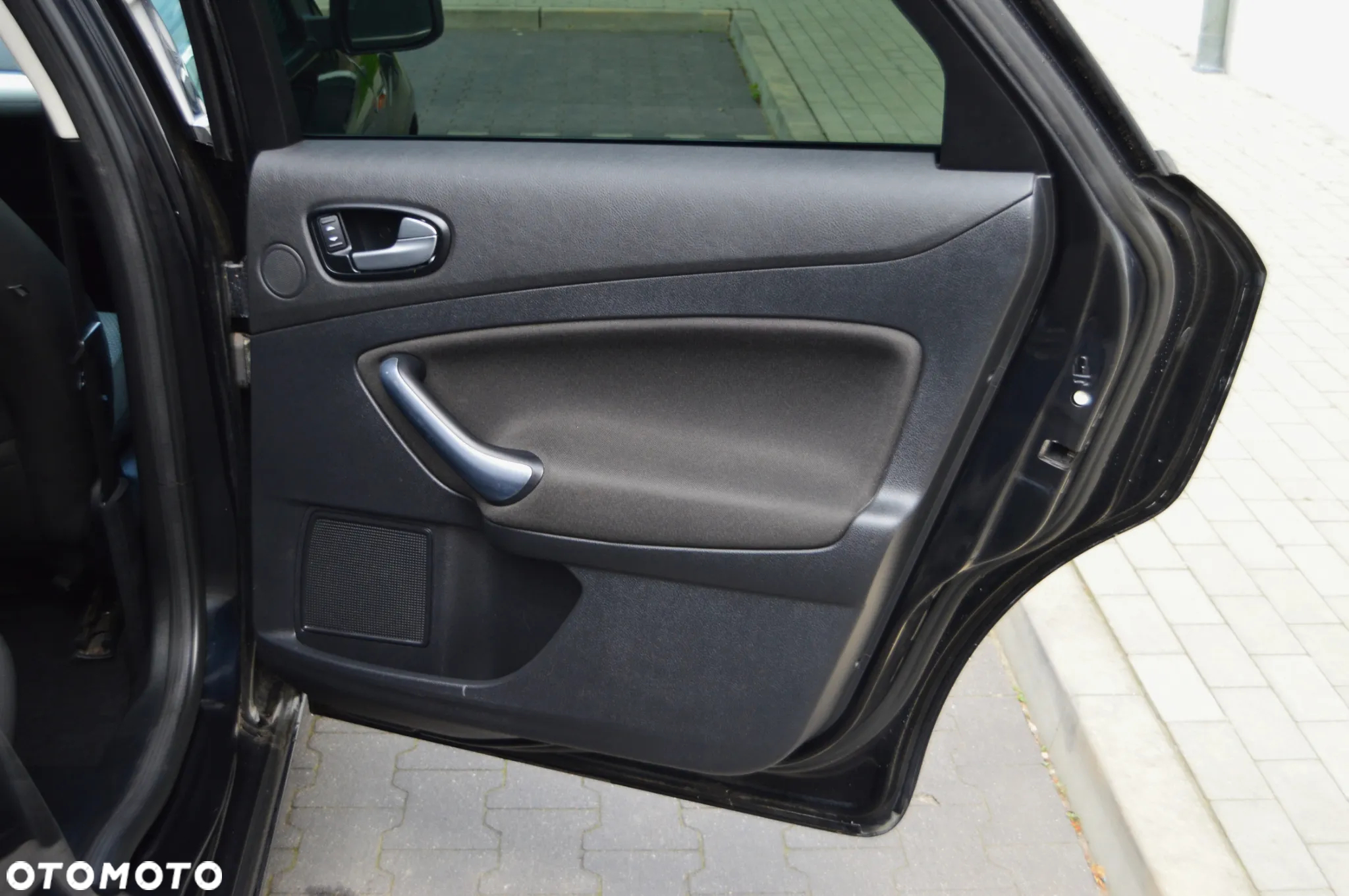 Ford Mondeo - 21