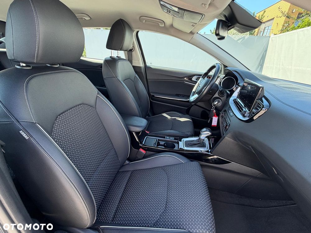 Kia XCeed 1.5 T-GDI OPF DCT7 PLATINUM EDITION - 23
