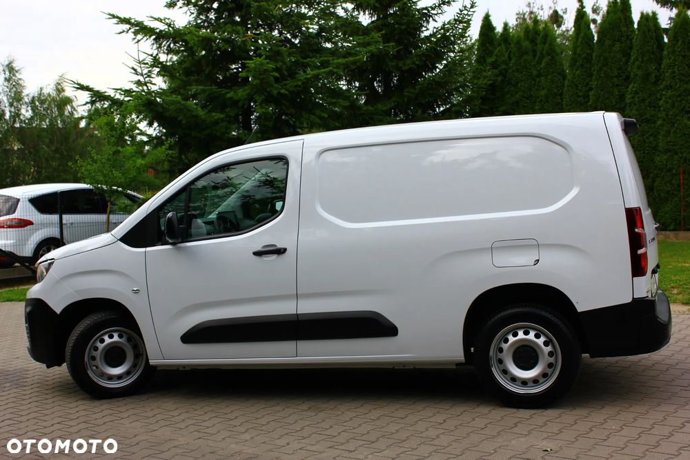 Peugeot PARTNER 1.5HDI 130KM AUTOMAT 8 BIEGÓW LONG DŁUGI 3 OSOBOWY PERFEKT AUTO NAVIGACJA KAMERY,ASYSTENTY,VF23% - 8