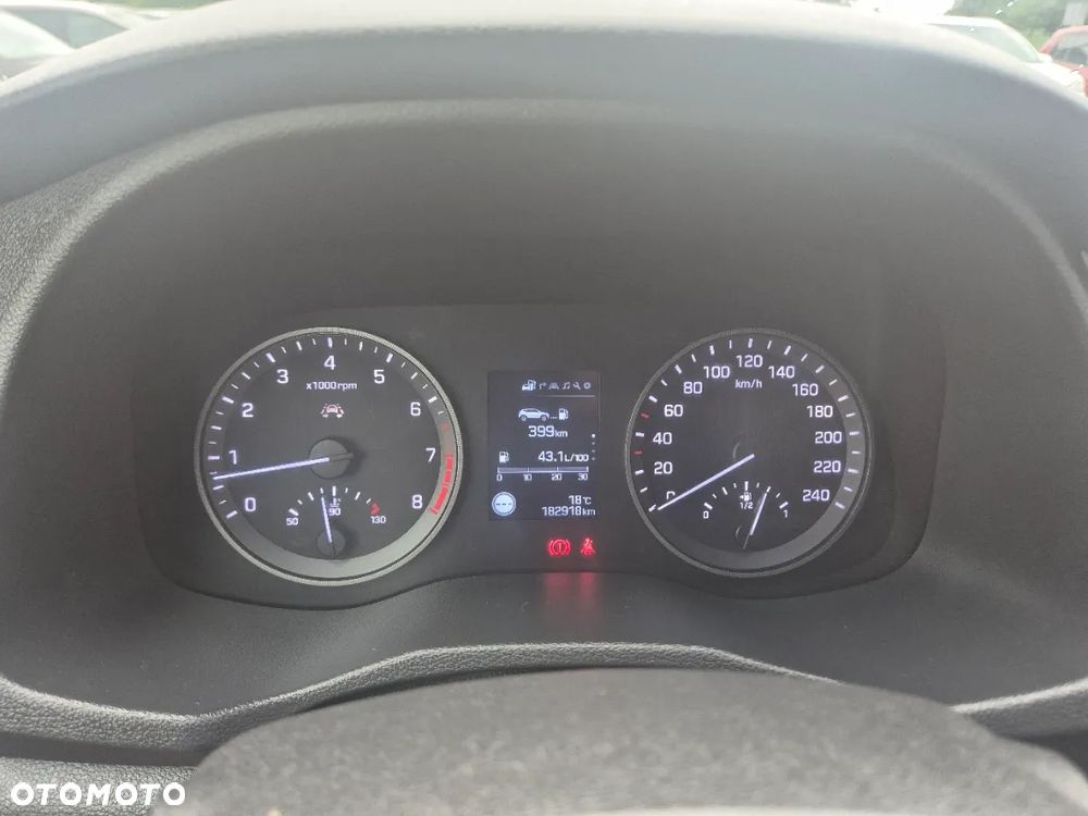 Hyundai Tucson 1.6 GDI BlueDrive Comfort 2WD - 21