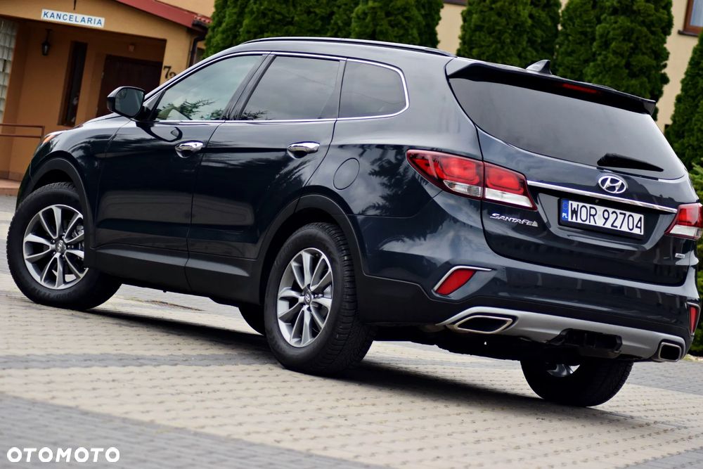 Hyundai Santa Fe - 9