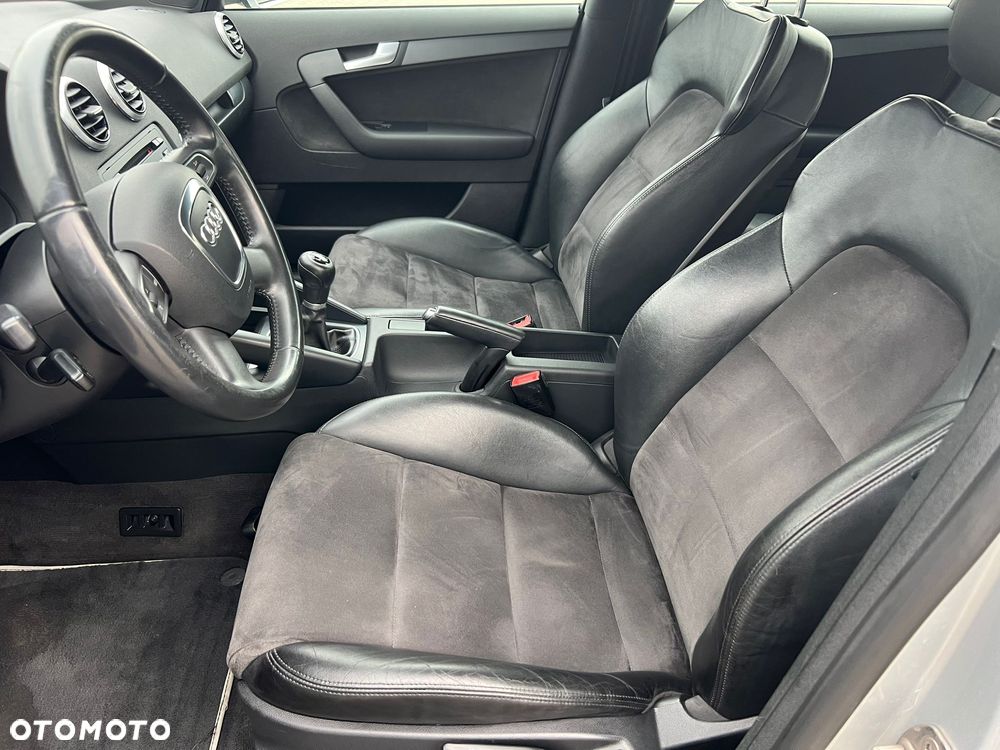 Audi A3 Sportback 2.0 TDI Ambition - 13