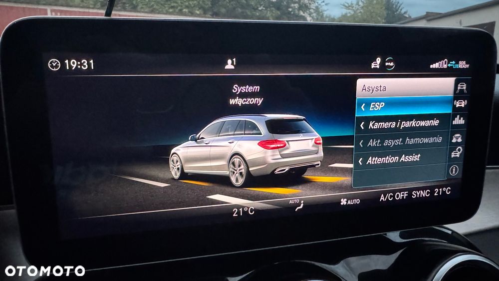 Mercedes-Benz Klasa C 200 d 9G-TRONIC Avantgarde - 32