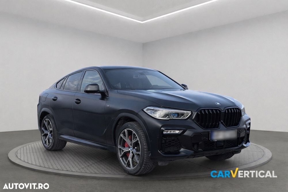 BMW X6 M M50i - 1