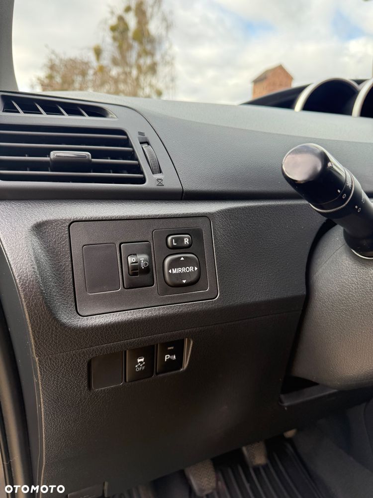 Toyota Verso 1.6 Travel - 25