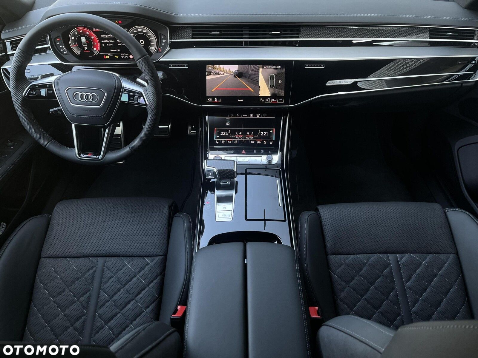 Audi S8 - 10