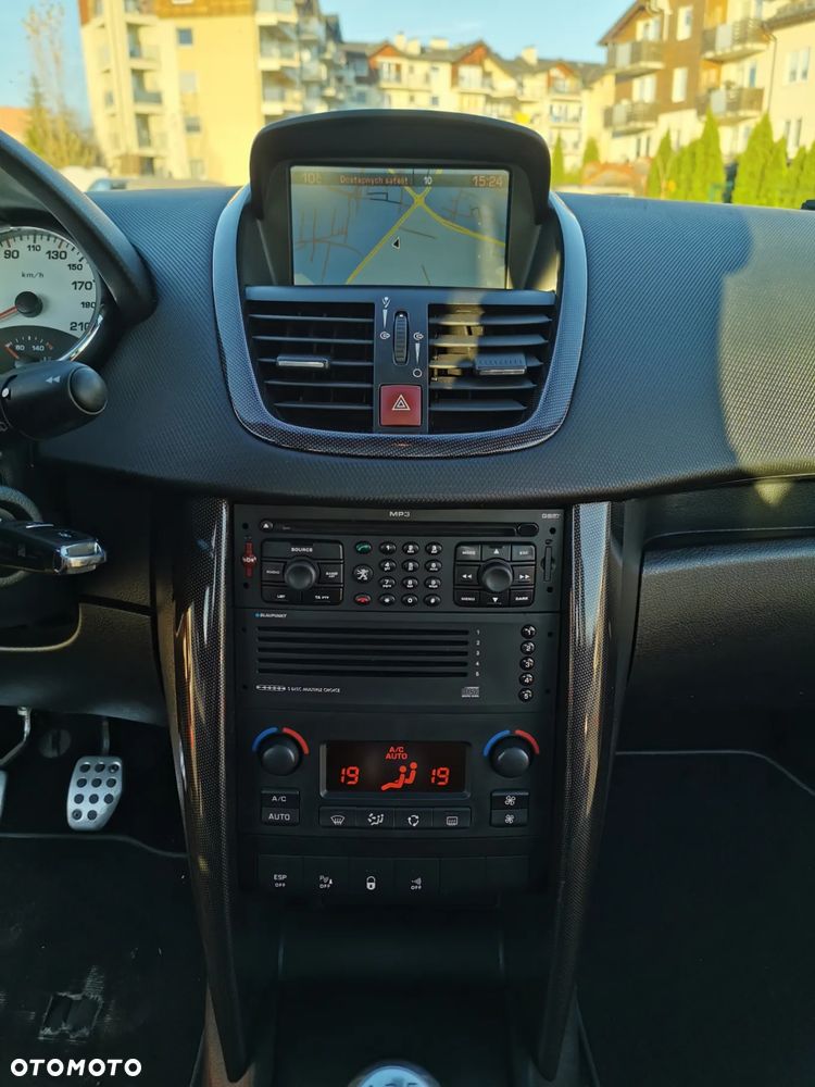 Peugeot 207 1.6 Turbo Platinum - 10