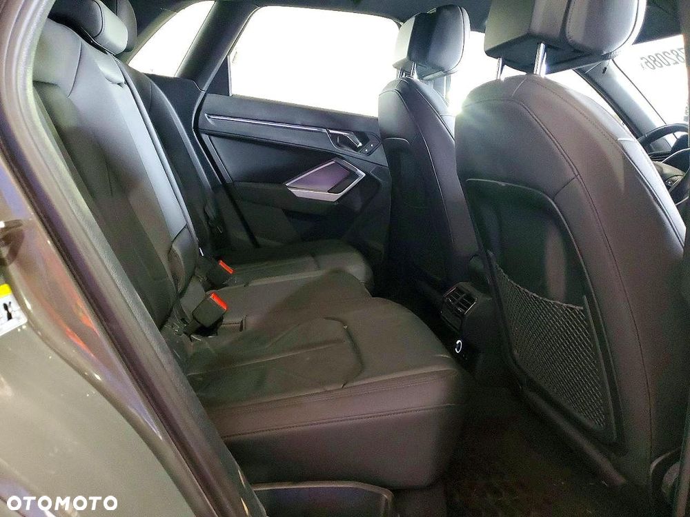 Audi Q3 - 12