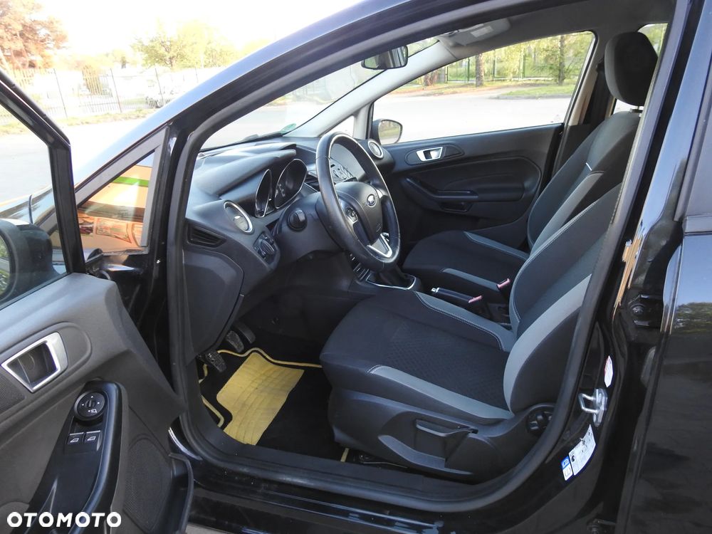 Ford Fiesta - 7
