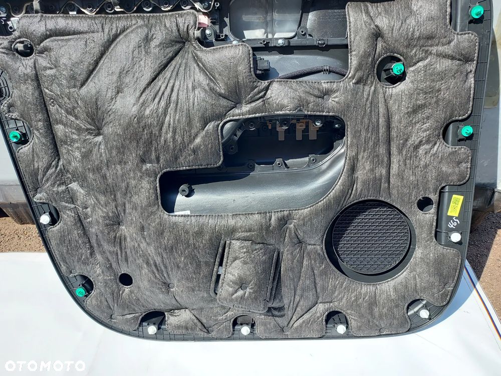 Boczek drzwi PP Santa FE V 82308P6000 - 9