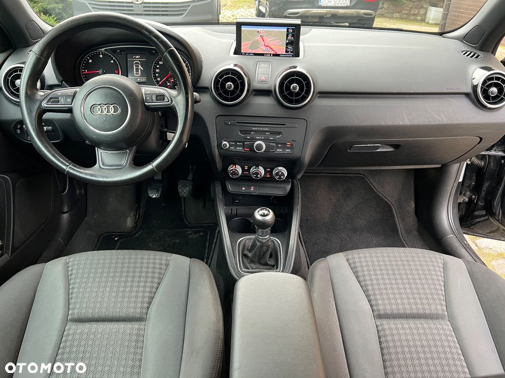 Audi A1 3-drzwiowe 1.6 TDI S line edition - 11