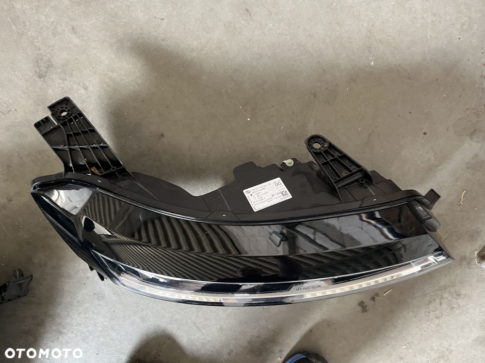 Lampa przednia prawa Renault Megane V E-TECH - 2